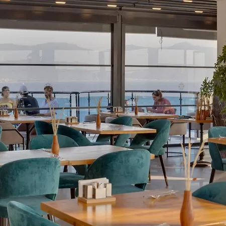 Signature Blue 5* Kusadasi