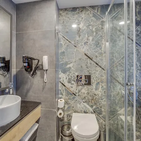 Signature Blue 5*