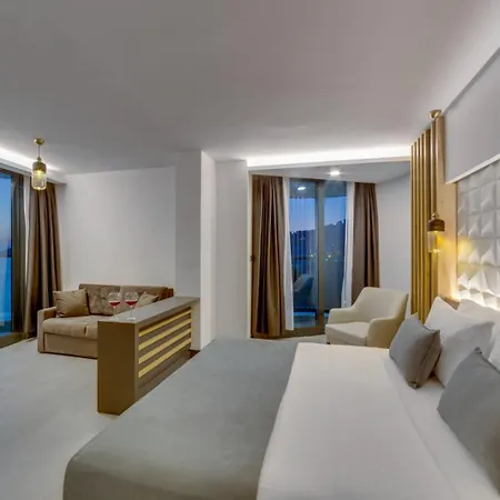 Signature Blue קוסדסי