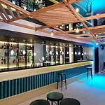 Signature Blue 5* كوشاداسيه