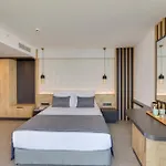 Signature Blue 5*